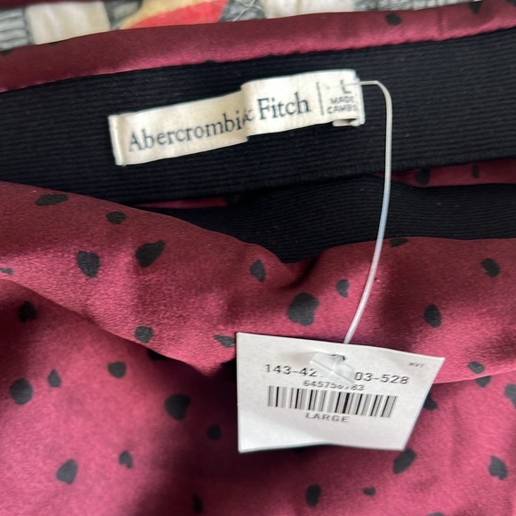 Abercrombie & Fitch Satin mini wrap skirt - Picture 3 of 3